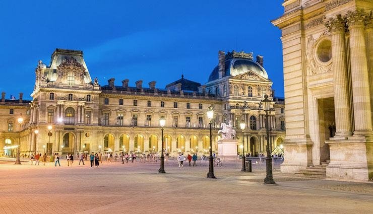 The Surprising Chapter That Makes This Paris Book Unlike Any Other